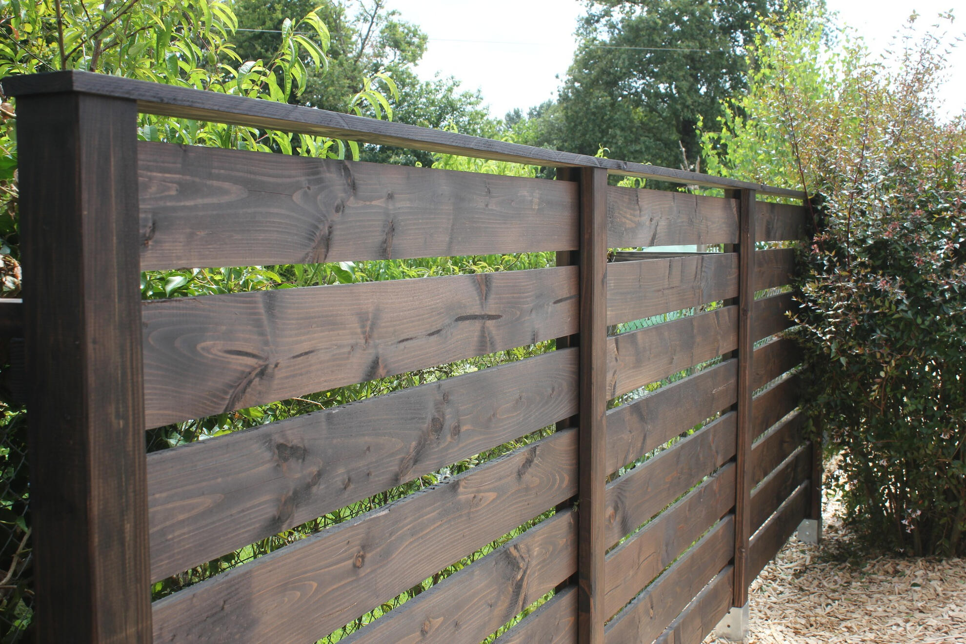 Palissade en douglas, finition Rubio noir - Mouazé