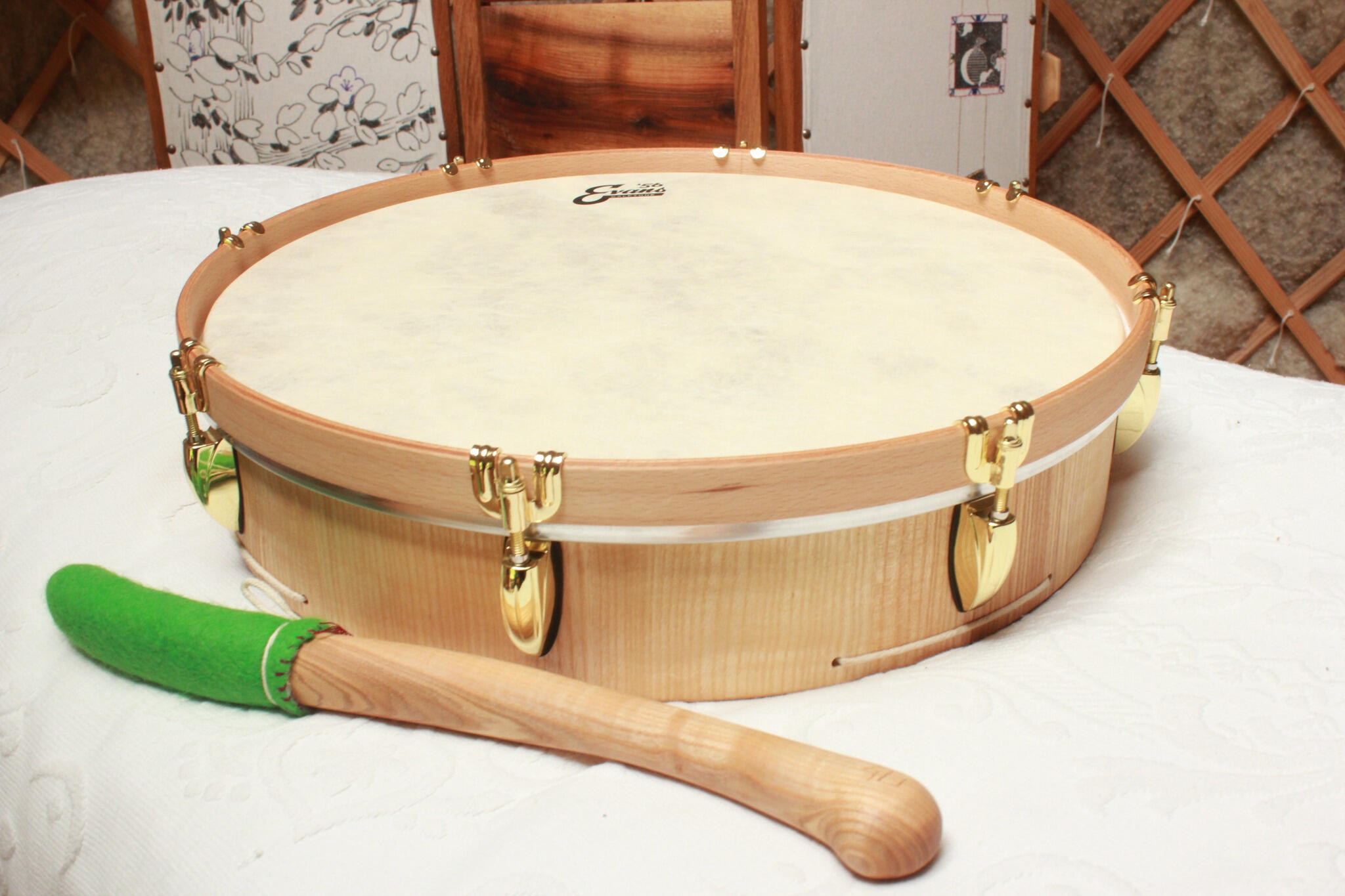 Tambour chamanique végane 18", frêne