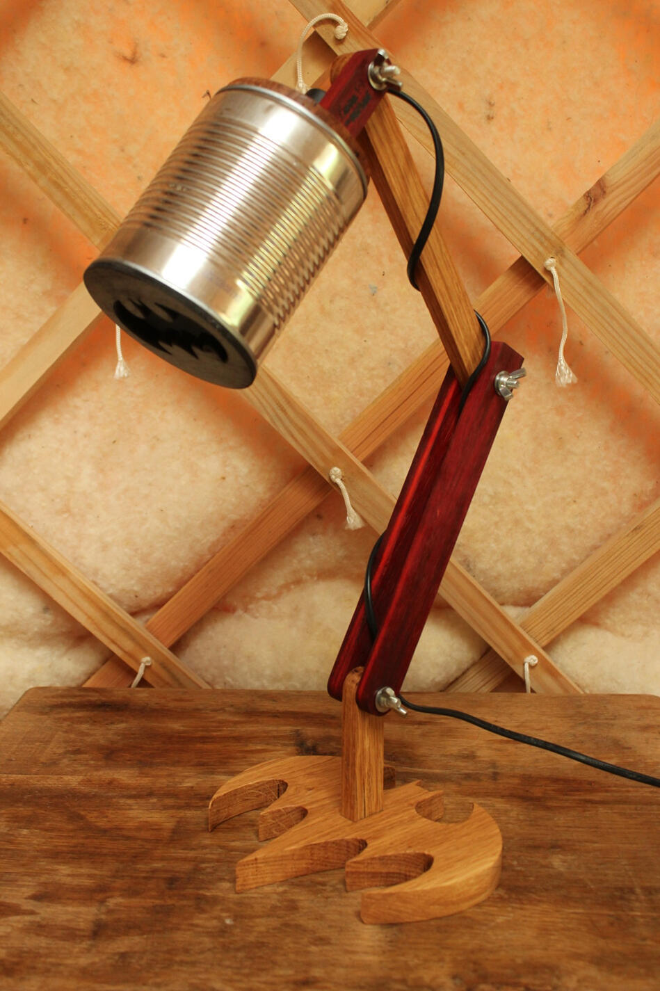 Lampe de bureau "Batman", divers bois